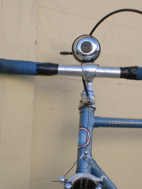 Head tube and Reich bell.